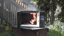 Can Microwave Ovens Explode