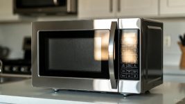 Do Microwave Ovens Emit Radiation?