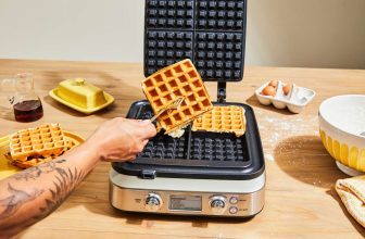 What Is the Best Mini Waffle Maker